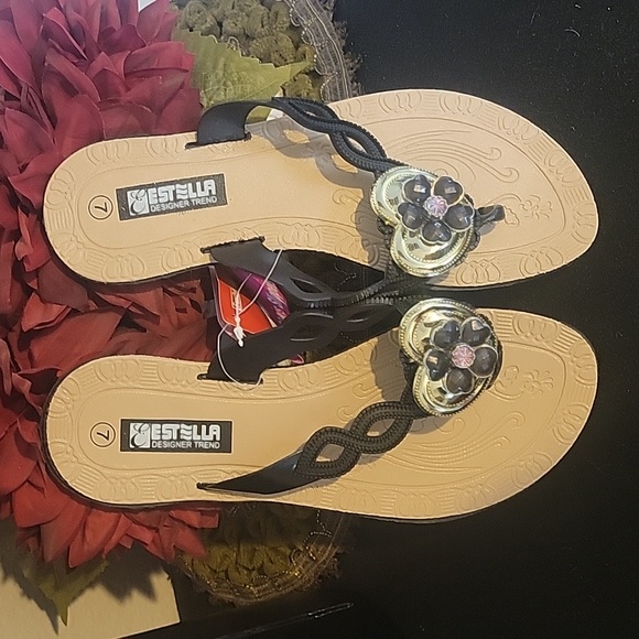 NWT Estella Designer Trend Women's Sandals - Picture 2 of 6